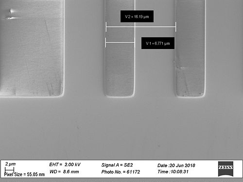 Top view of the oxide mask before etching. It is the TRAVKA50 mask, but it is clear that the CD reduction is about the 1-1.5 µm of the lines.