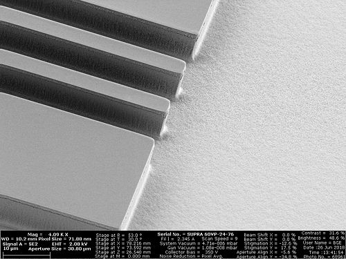 Sample S5: The sidewall roughness on the sample S5 is quit low.